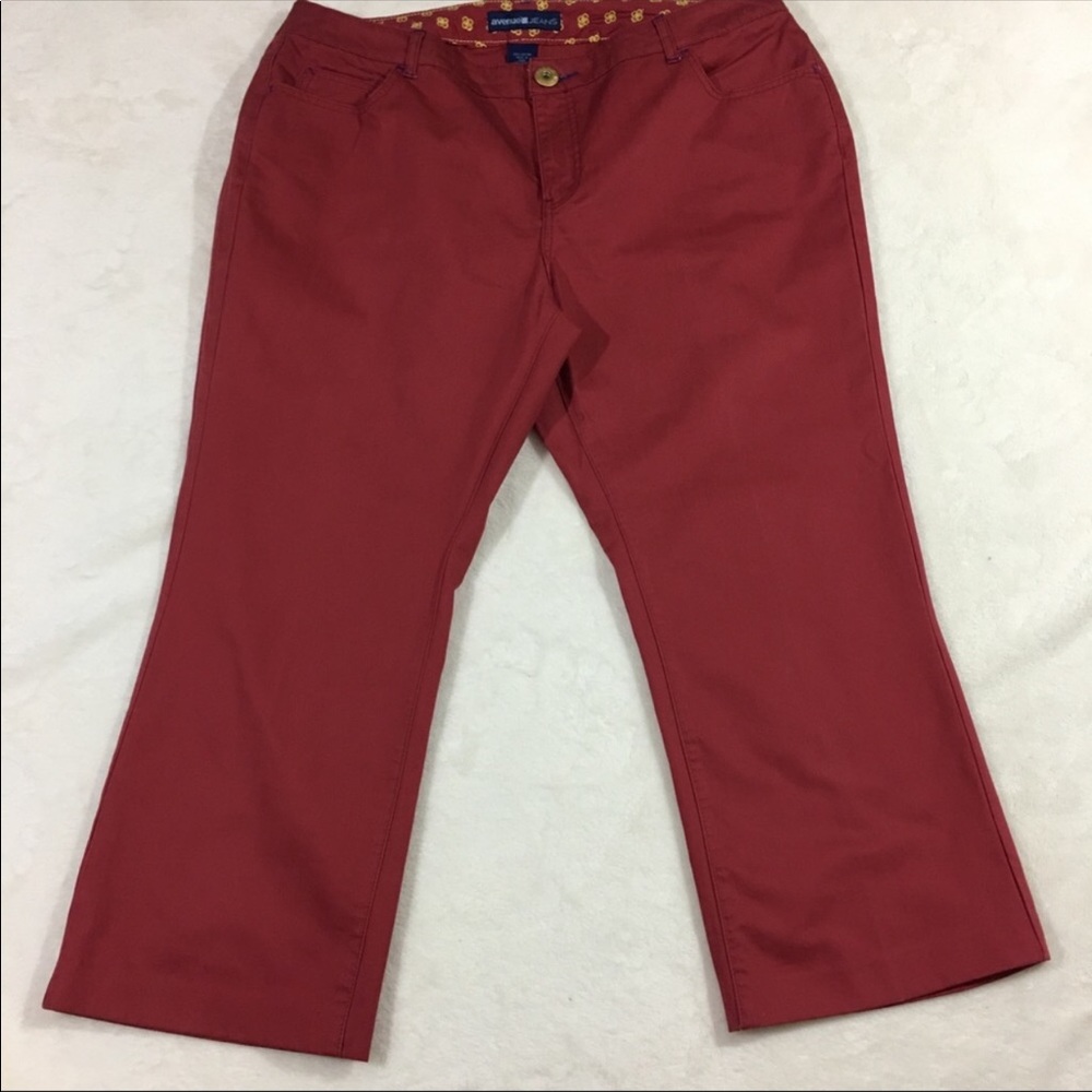 Burnt orange Capri jeans.